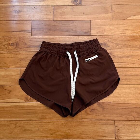 Women Vuori Vuori Clementine 4" Short Mid Rise Lined in Brick Size Extra Smal - Picture 4 of 10